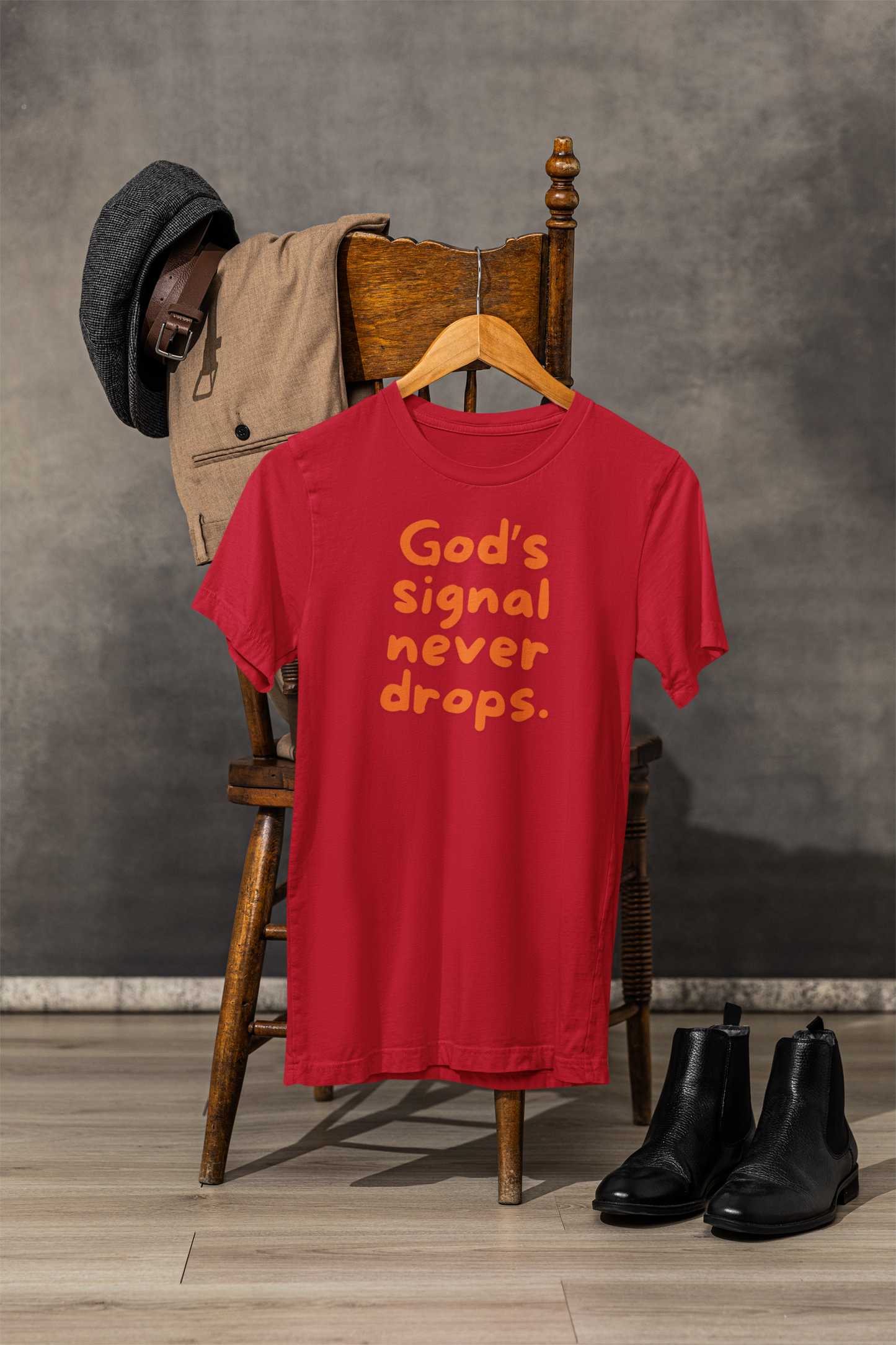 Unisex Tee: "God's Signal Never Drops" - Faith-Inspired Gift, Casual Wear, Christian Apparel, Motivational Statement Shirt